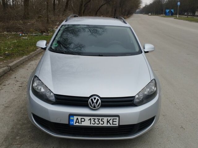Серый Фольксваген Гольф, объемом двигателя 1.6 л и пробегом 280 тыс. км за 8000 $, фото 1 на Automoto.ua