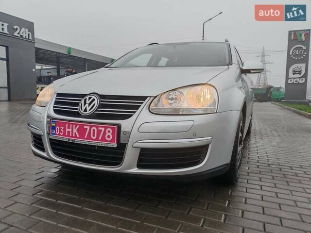 Серый Фольксваген Гольф, объемом двигателя 1.4 л и пробегом 245 тыс. км за 6200 $, фото 1 на Automoto.ua