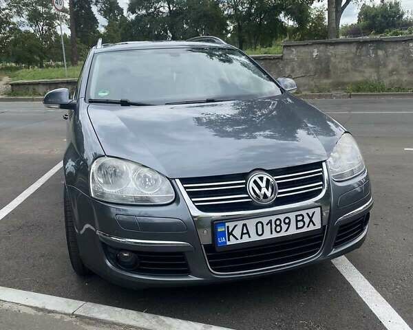 Сірий Фольксваген Гольф, об'ємом двигуна 1.4 л та пробігом 232 тис. км за 6500 $, фото 1 на Automoto.ua