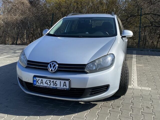 Серый Фольксваген Гольф, объемом двигателя 1.6 л и пробегом 324 тыс. км за 7100 $, фото 1 на Automoto.ua