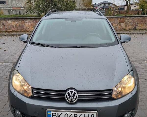 Серый Фольксваген Гольф, объемом двигателя 1.6 л и пробегом 351 тыс. км за 6500 $, фото 1 на Automoto.ua