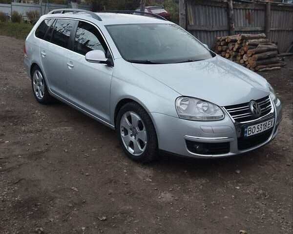 Серый Фольксваген Гольф, объемом двигателя 1.9 л и пробегом 343 тыс. км за 5950 $, фото 1 на Automoto.ua