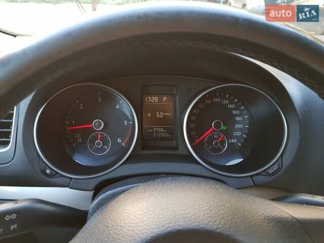 Серый Фольксваген Гольф, объемом двигателя 1.6 л и пробегом 313 тыс. км за 6999 $, фото 1 на Automoto.ua