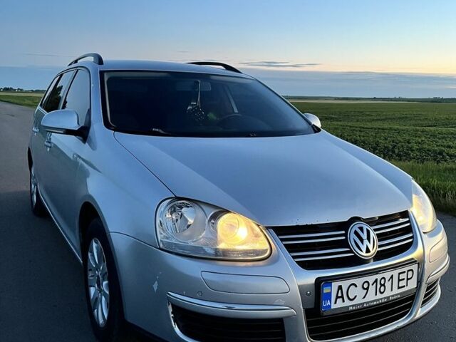 Сірий Фольксваген Гольф, об'ємом двигуна 1.9 л та пробігом 390 тис. км за 5700 $, фото 1 на Automoto.ua