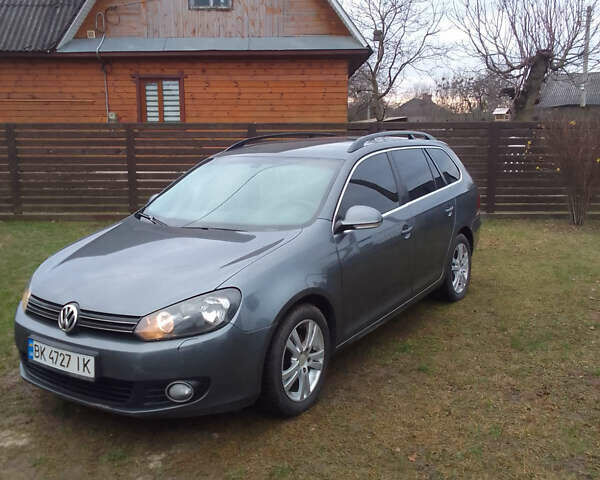 Сірий Фольксваген Гольф, об'ємом двигуна 1.6 л та пробігом 300 тис. км за 6600 $, фото 1 на Automoto.ua