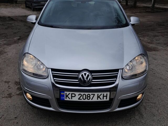 Серый Фольксваген Гольф, объемом двигателя 1.4 л и пробегом 230 тыс. км за 7200 $, фото 1 на Automoto.ua