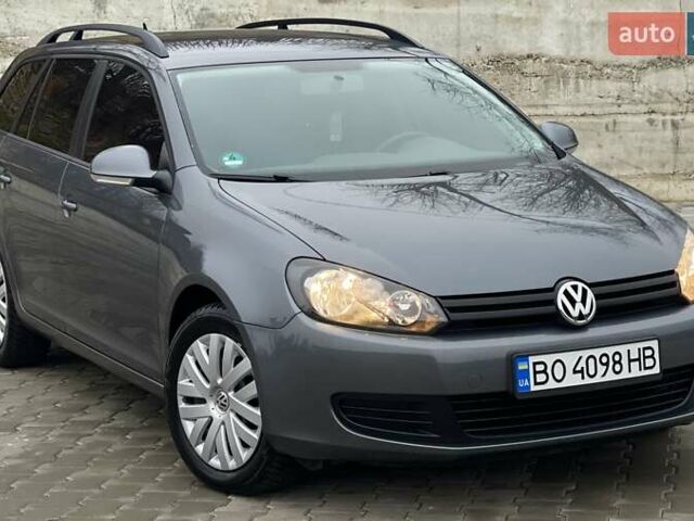 Серый Фольксваген Гольф, объемом двигателя 1.6 л и пробегом 144 тыс. км за 7950 $, фото 1 на Automoto.ua