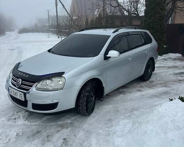 Серый Фольксваген Гольф, объемом двигателя 1.9 л и пробегом 225 тыс. км за 6300 $, фото 1 на Automoto.ua