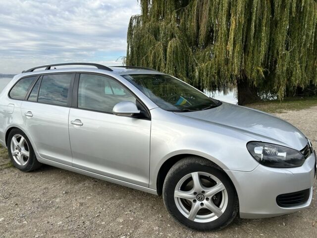 Серый Фольксваген Гольф, объемом двигателя 0 л и пробегом 270 тыс. км за 8150 $, фото 1 на Automoto.ua