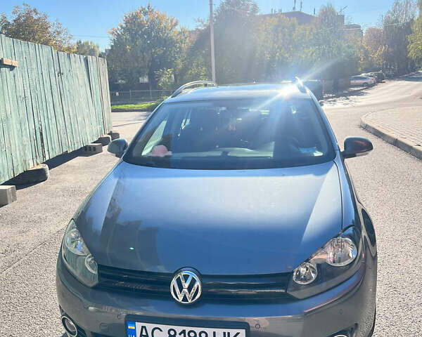 Фольксваген Гольф 2010 в Луцке на Automoto.ua Серый Фольксваген Гольф, объемом двигателя 1.6 л и пробегом 180 тыс. км за 8100 $, фото 1 на Automoto.ua