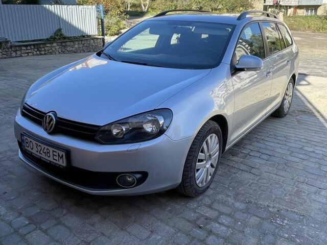 Серый Фольксваген Гольф, объемом двигателя 1.6 л и пробегом 250 тыс. км за 7800 $, фото 1 на Automoto.ua