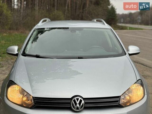 Серый Фольксваген Гольф, объемом двигателя 1.6 л и пробегом 352 тыс. км за 7300 $, фото 1 на Automoto.ua