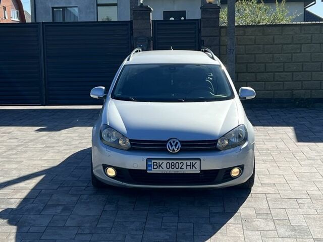 Серый Фольксваген Гольф, объемом двигателя 1.6 л и пробегом 230 тыс. км за 7699 $, фото 1 на Automoto.ua