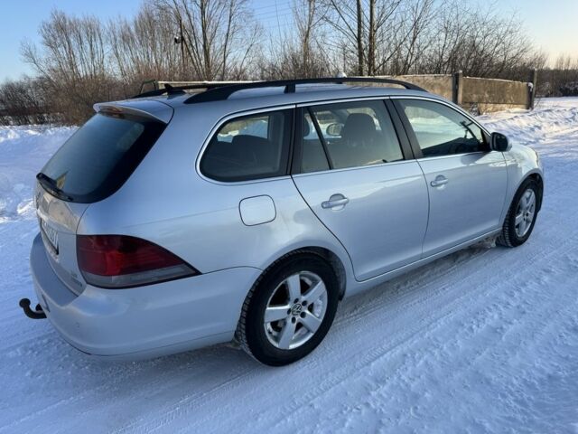 Серый Фольксваген Гольф, объемом двигателя 1.6 л и пробегом 203 тыс. км за 6800 $, фото 1 на Automoto.ua