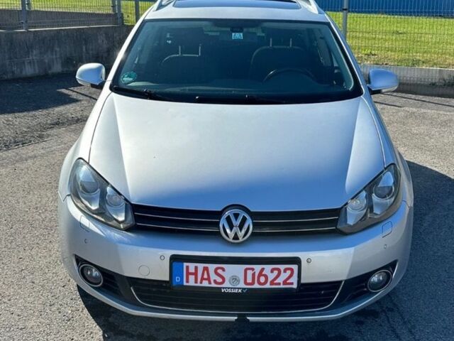 Серый Фольксваген Гольф, объемом двигателя 2 л и пробегом 282 тыс. км за 7700 $, фото 1 на Automoto.ua