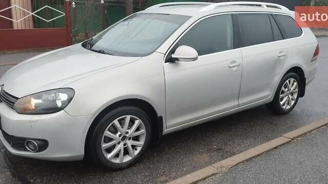 Сірий Фольксваген Гольф, об'ємом двигуна 2 л та пробігом 245 тис. км за 6400 $, фото 1 на Automoto.ua