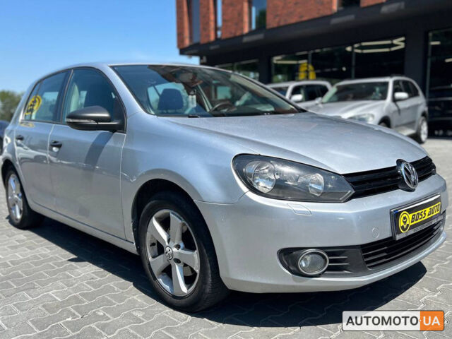 Сірий Фольксваген Гольф, об'ємом двигуна 2 л та пробігом 332 тис. км за 8200 $, фото 1 на Automoto.ua