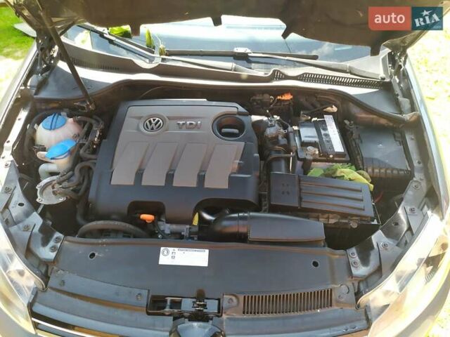 Сірий Фольксваген Гольф, об'ємом двигуна 1.6 л та пробігом 195 тис. км за 7600 $, фото 1 на Automoto.ua