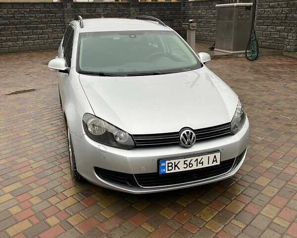 Серый Фольксваген Гольф, объемом двигателя 1.6 л и пробегом 221 тыс. км за 7000 $, фото 1 на Automoto.ua