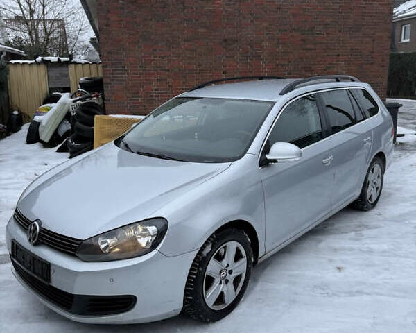 Серый Фольксваген Гольф, объемом двигателя 2 л и пробегом 340 тыс. км за 3999 $, фото 1 на Automoto.ua