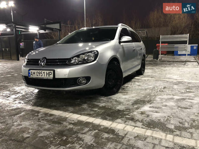Серый Фольксваген Гольф, объемом двигателя 1.6 л и пробегом 313 тыс. км за 6600 $, фото 1 на Automoto.ua