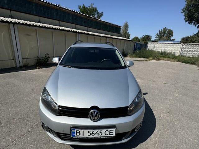 Серый Фольксваген Гольф, объемом двигателя 1.6 л и пробегом 202 тыс. км за 8900 $, фото 1 на Automoto.ua