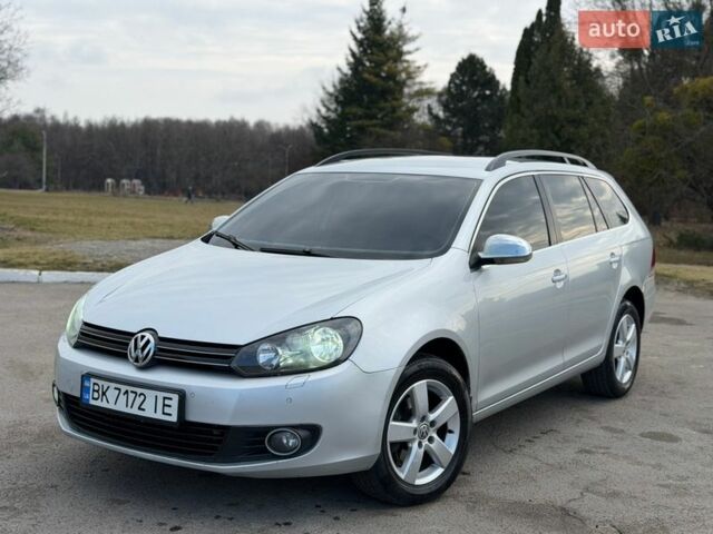 Серый Фольксваген Гольф, объемом двигателя 1.6 л и пробегом 275 тыс. км за 6800 $, фото 1 на Automoto.ua
