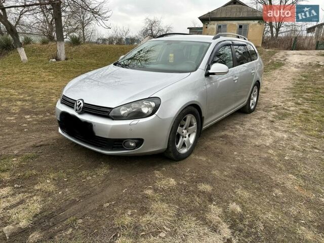 Сірий Фольксваген Гольф, об'ємом двигуна 1.6 л та пробігом 300 тис. км за 7000 $, фото 1 на Automoto.ua