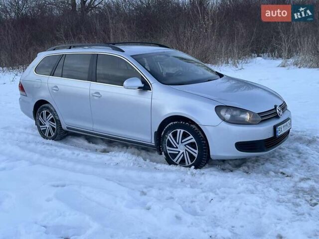 Серый Фольксваген Гольф, объемом двигателя 1.6 л и пробегом 326 тыс. км за 5750 $, фото 1 на Automoto.ua