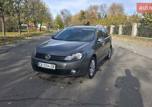 Серый Фольксваген Гольф, объемом двигателя 1.6 л и пробегом 334 тыс. км за 8799 $, фото 1 на Automoto.ua
