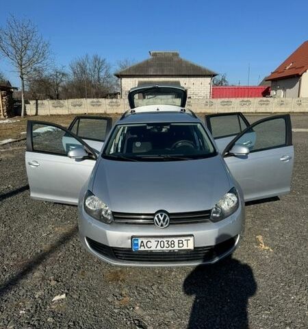 Серый Фольксваген Гольф, объемом двигателя 1.6 л и пробегом 256 тыс. км за 6500 $, фото 1 на Automoto.ua