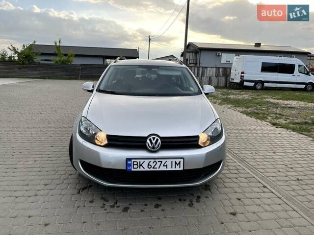 Сірий Фольксваген Гольф, об'ємом двигуна 1.6 л та пробігом 241 тис. км за 7600 $, фото 1 на Automoto.ua