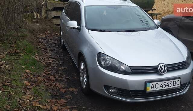 Серый Фольксваген Гольф, объемом двигателя 1.6 л и пробегом 260 тыс. км за 11000 $, фото 1 на Automoto.ua