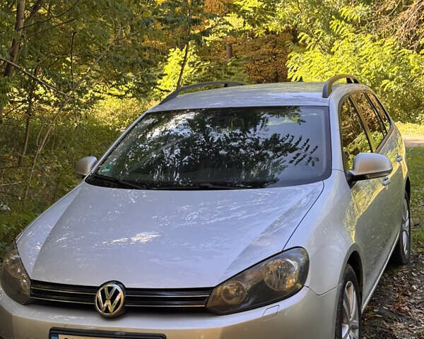 Серый Фольксваген Гольф, объемом двигателя 1.6 л и пробегом 279 тыс. км за 7800 $, фото 1 на Automoto.ua