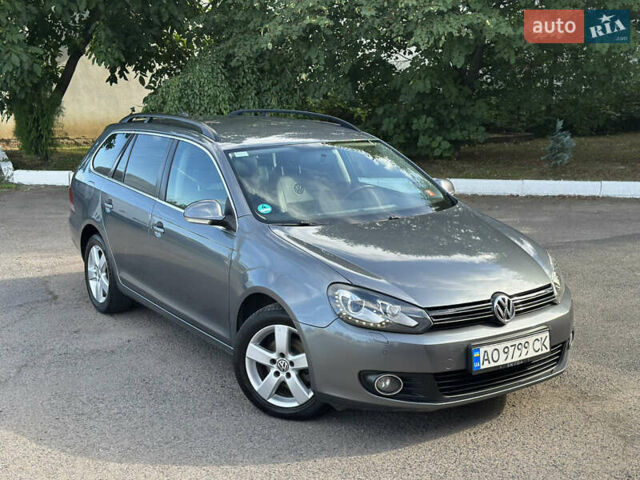 Серый Фольксваген Гольф, объемом двигателя 1.6 л и пробегом 273 тыс. км за 7750 $, фото 1 на Automoto.ua