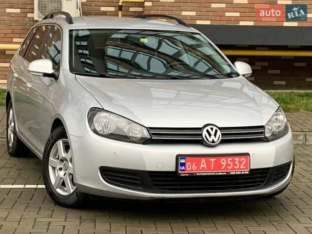 Сірий Фольксваген Гольф, об'ємом двигуна 1.39 л та пробігом 233 тис. км за 7999 $, фото 1 на Automoto.ua