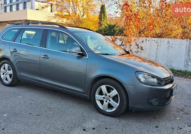 Фольксваген Гольф 2011 у Вінниці на Automoto.ua Сірий Фольксваген Гольф, об'ємом двигуна 1.6 л та пробігом 193 тис. км за 8850 $, фото 1 на Automoto.ua
