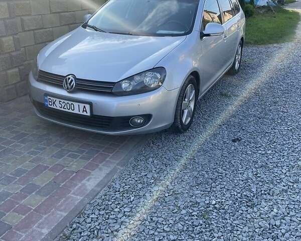 Сірий Фольксваген Гольф, об'ємом двигуна 1.6 л та пробігом 335 тис. км за 7700 $, фото 1 на Automoto.ua