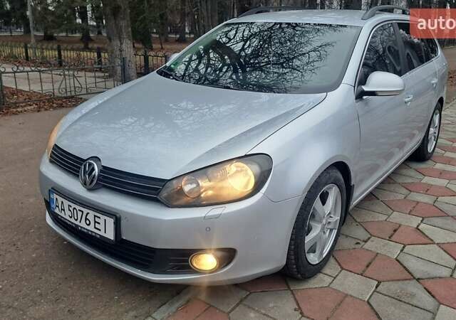 Серый Фольксваген Гольф, объемом двигателя 1.6 л и пробегом 310 тыс. км за 7200 $, фото 1 на Automoto.ua