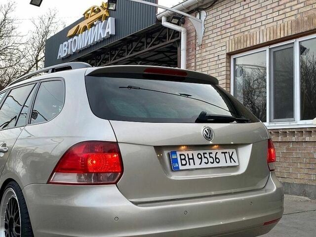 Сірий Фольксваген Гольф, об'ємом двигуна 1.2 л та пробігом 152 тис. км за 7800 $, фото 1 на Automoto.ua