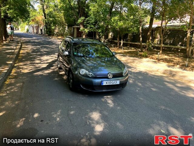 Серый Фольксваген Гольф, объемом двигателя 1.4 л и пробегом 147 тыс. км за 7499 $, фото 1 на Automoto.ua