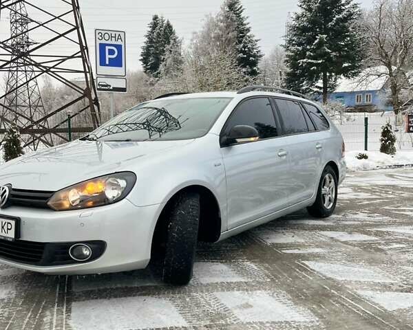 Сірий Фольксваген Гольф, об'ємом двигуна 1.6 л та пробігом 300 тис. км за 8200 $, фото 1 на Automoto.ua