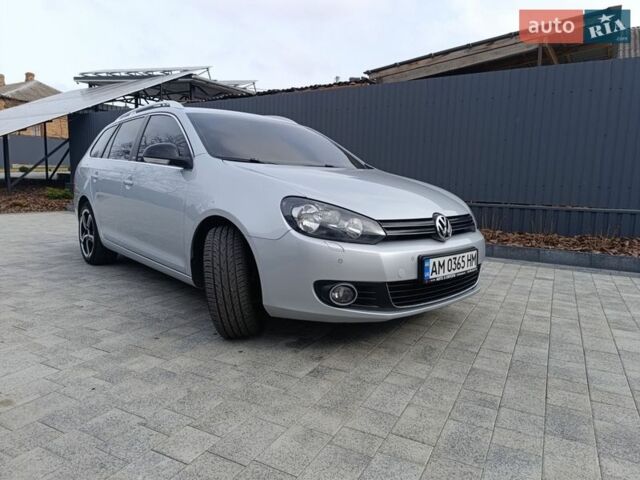 Серый Фольксваген Гольф, объемом двигателя 1.97 л и пробегом 249 тыс. км за 9400 $, фото 1 на Automoto.ua