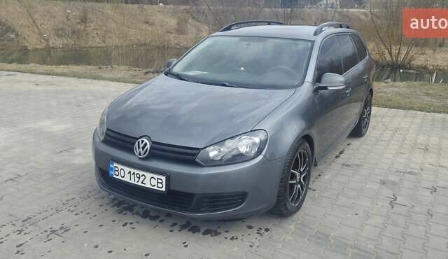 Сірий Фольксваген Гольф, об'ємом двигуна 1.6 л та пробігом 329 тис. км за 7400 $, фото 1 на Automoto.ua