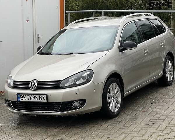 Сірий Фольксваген Гольф, об'ємом двигуна 1.6 л та пробігом 330 тис. км за 7300 $, фото 1 на Automoto.ua