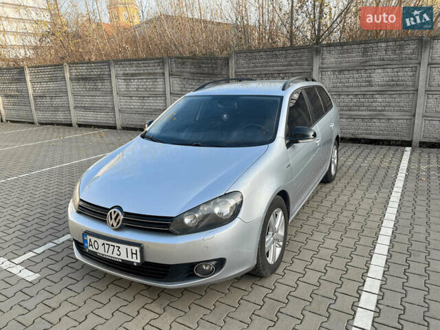 Серый Фольксваген Гольф, объемом двигателя 1.6 л и пробегом 263 тыс. км за 7200 $, фото 1 на Automoto.ua