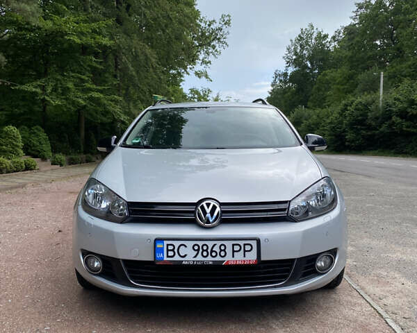 Серый Фольксваген Гольф, объемом двигателя 1.6 л и пробегом 242 тыс. км за 7800 $, фото 1 на Automoto.ua
