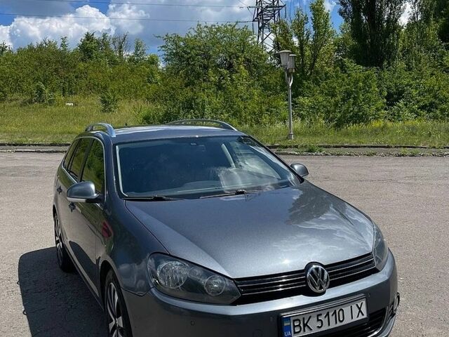 Серый Фольксваген Гольф, объемом двигателя 1.6 л и пробегом 280 тыс. км за 8499 $, фото 1 на Automoto.ua
