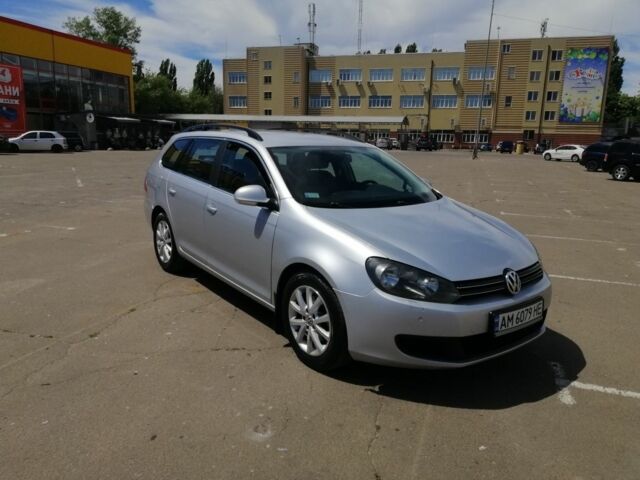 Серый Фольксваген Гольф, объемом двигателя 1.6 л и пробегом 252 тыс. км за 6900 $, фото 1 на Automoto.ua