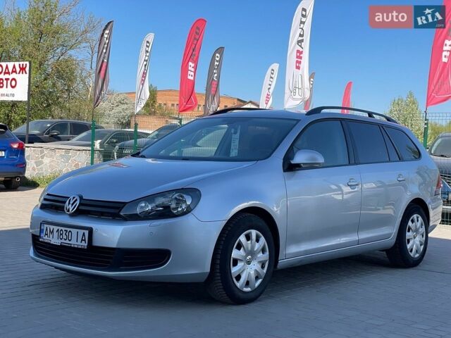 Серый Фольксваген Гольф, объемом двигателя 1.6 л и пробегом 245 тыс. км за 7999 $, фото 1 на Automoto.ua